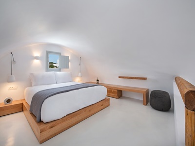 JUNE TWENTY SUITES