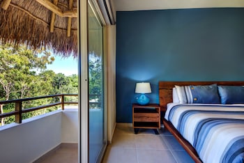 VILLA KA AX 3 BDRM PTH ROOFTOP SLEEPS 7