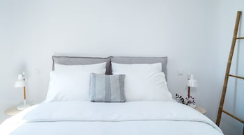 PASITHEA VILLAS