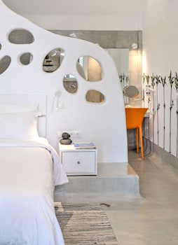 KOUROS VILLAGE BY MELTEMI HOTELS