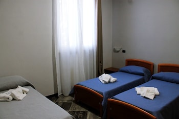 IL CHIOSTRO DELLE CERERIE