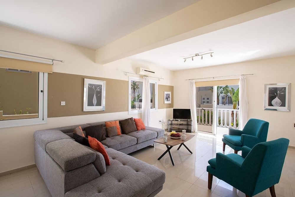 VILLA JODIE AQ HN8