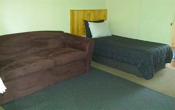 AVONDALE MOTOR INN