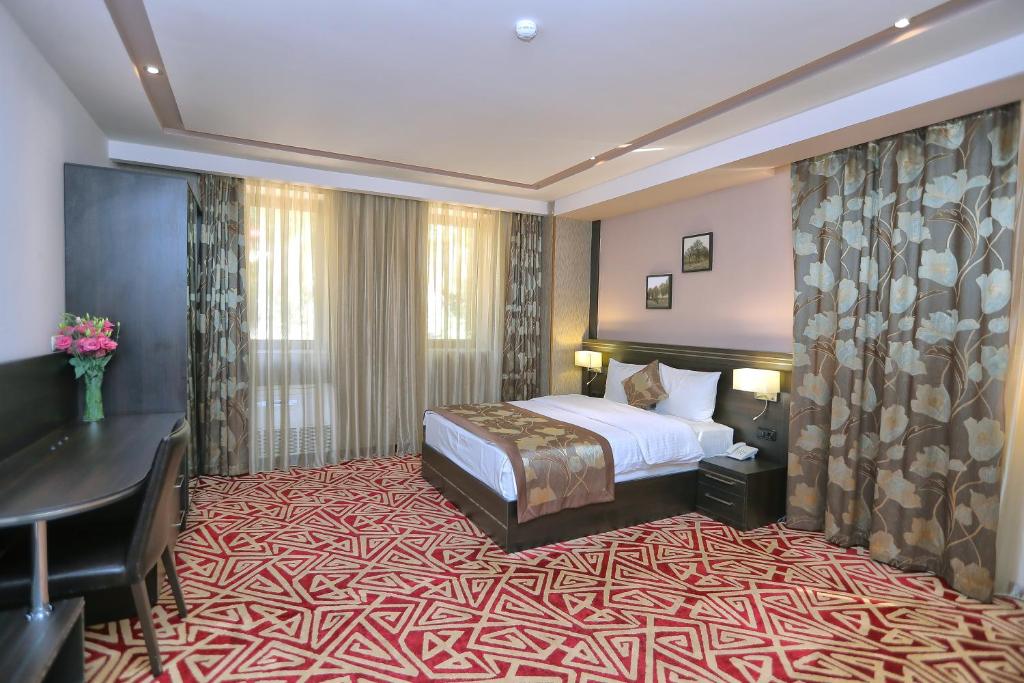 AGHVERAN ARARAT RESORT