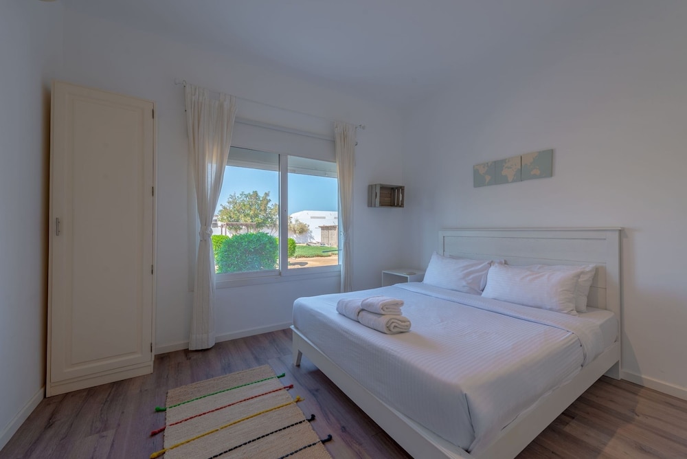 VESTA - SUPERIOR APT - 3BR - WHITE APARTMENTS