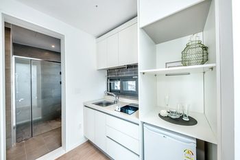 AEWOL BADA HOUSE