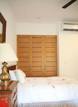 SAMATI PENTHOUSE PRIVATE ROOF JACUZZI