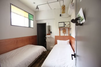 HONGDAE GUESTHOUSE PAJAMAPARTY - HOSTEL