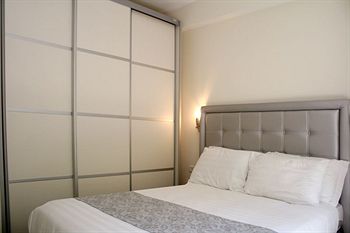 SEA LAND SUITES