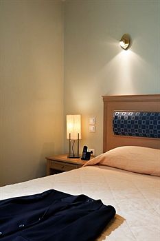Parnon Hotel