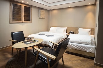 HUB HOTEL