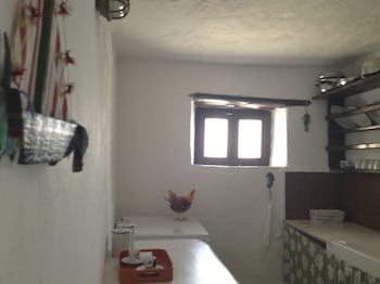 KOUTSOUNARI TRADITIONAL COTTAGES