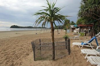 LANTA SUMMER HOUSE