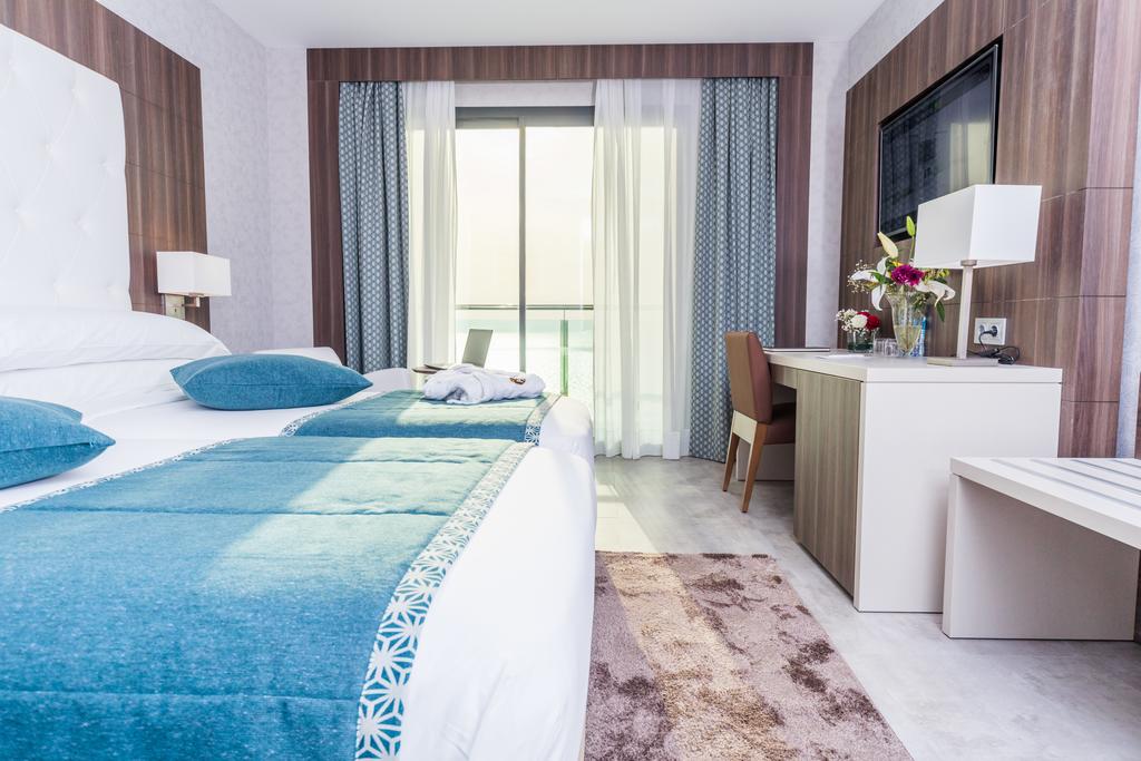 AZ HOTEL MONTANA