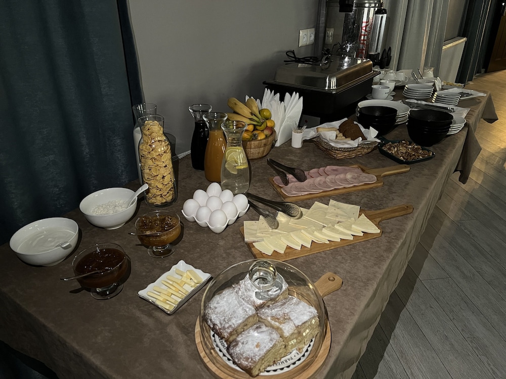 HOTEL SETI