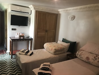 RIAD SALMA