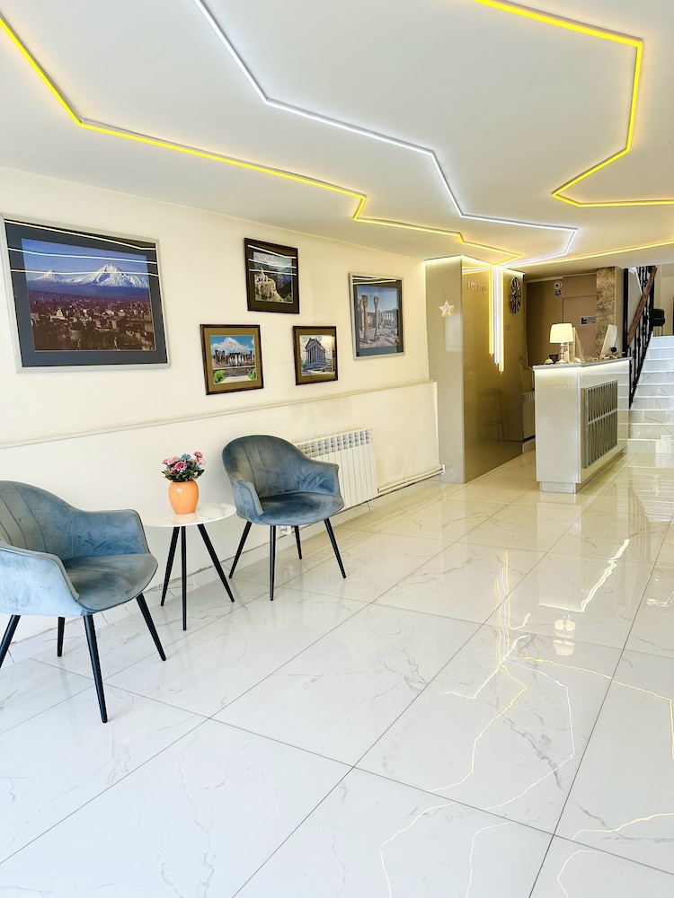 NAVA HOTEL YEREVAN