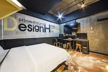 DESIGN HOTEL XYM