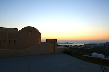 NORTH LUXURY VILLAS