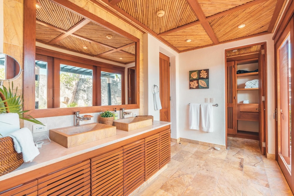 TRANQUIL OASIS WITH PRIVATE PICUZZI CAPCANA AA3