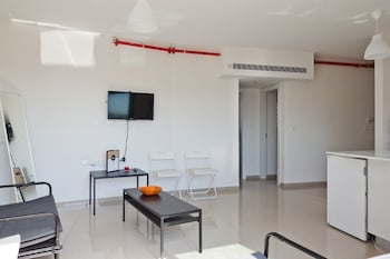 REST HOME HOSTEL