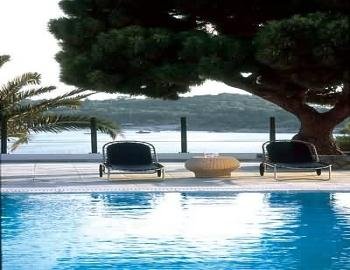 Vouliagmeni Suites