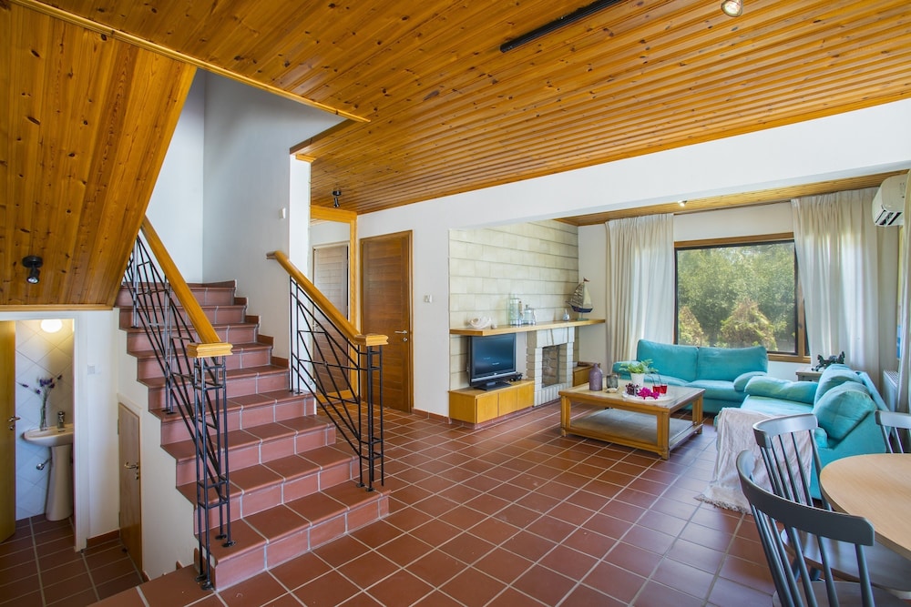 AYIA NAPA VILLA MAGNOLIA