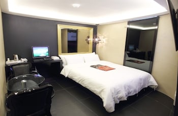 HOTEL CINDY