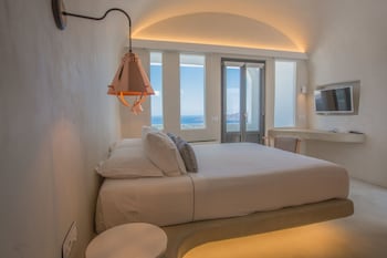 CHIC HOTEL SANTORINI