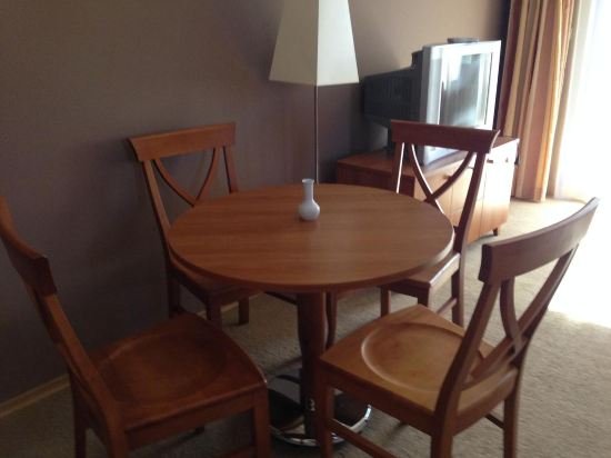ROYAL HOUSE APARTMENTS TMF