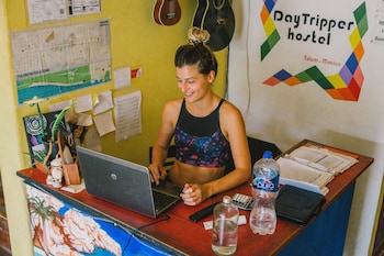 DAYTRIPPER HOSTEL