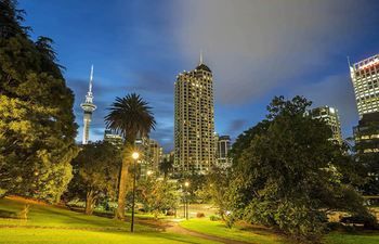 CENTRAL 1 BEDROOM WITH FREE PARKING