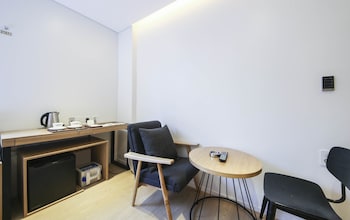 TRINITY HOTEL