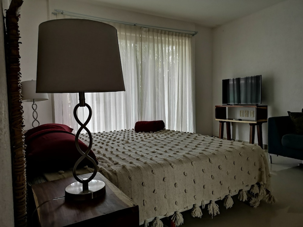 SIRENIS AKUMAL 2 BEDROOM APARTMENT