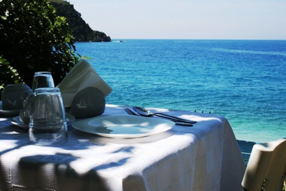 MARE BED & BREAKFAST HOTEL
