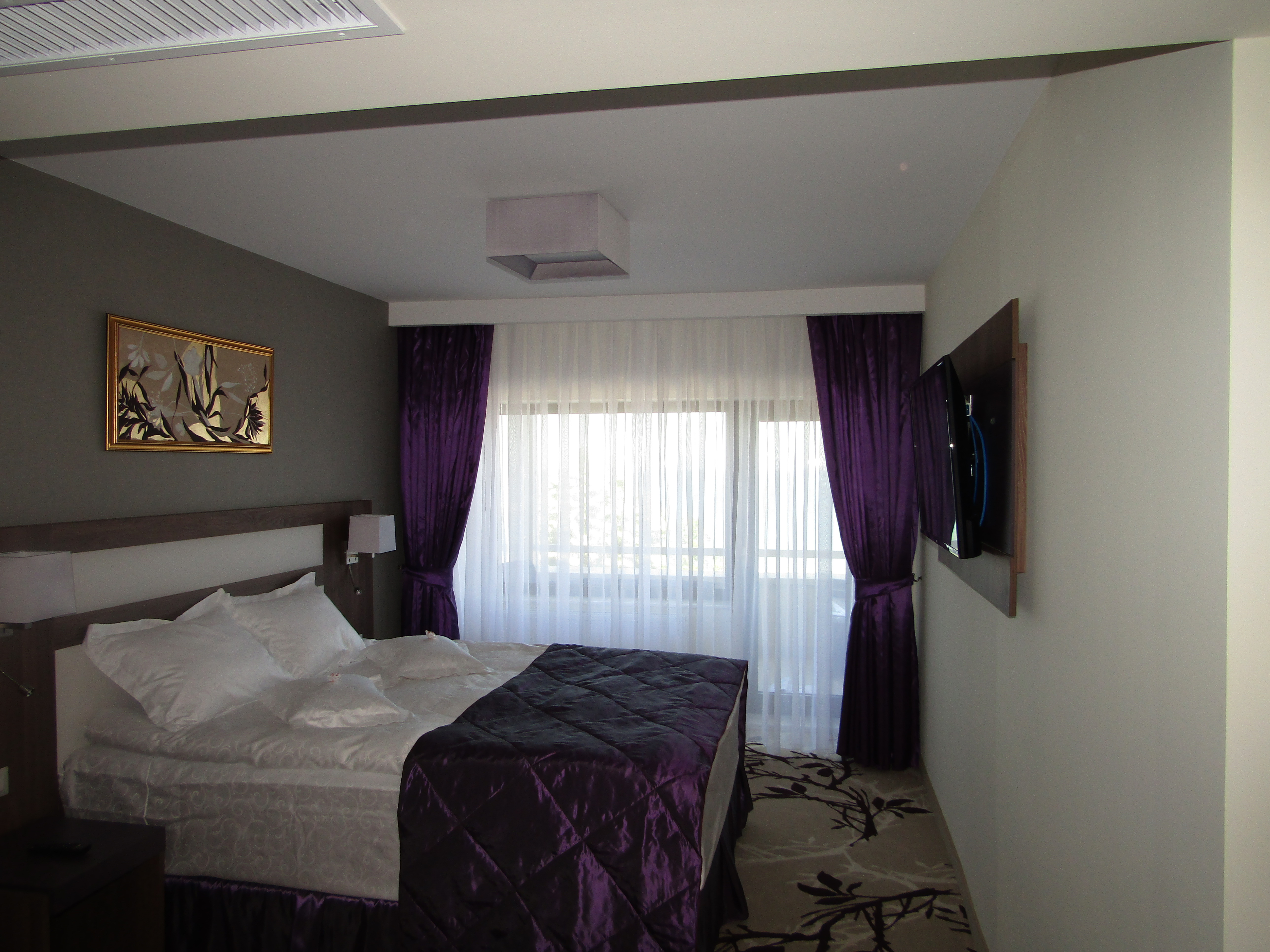 NEW BELVEDERE