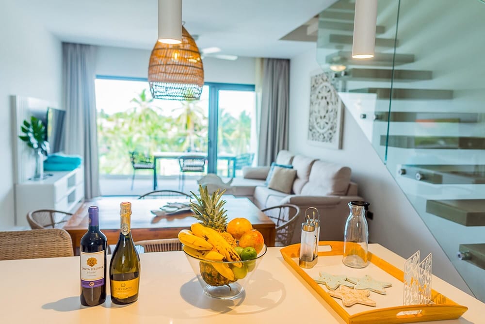 3 BEDROOM WITH PRIVATE ROOFTOP AND OCEAN VIEW -2