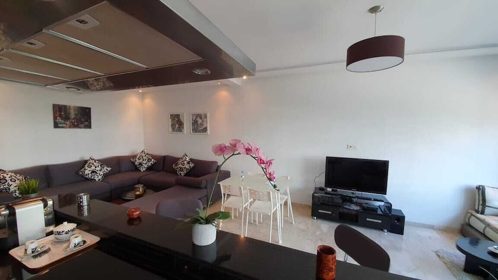 COMFORTABLE APPARTMENT NEAR VILLA PAUL