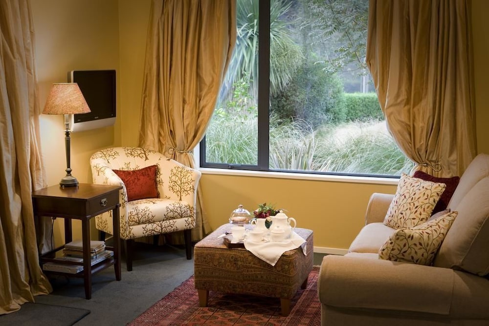RIPPINVALE RETREAT