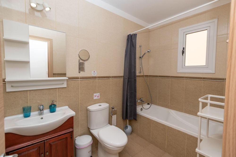 NARCISSOS NISSI BEACH APARTMENT C3