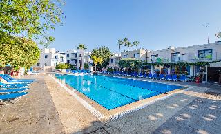 GREEN BUNGALOWS HOTEL APARTMENTS