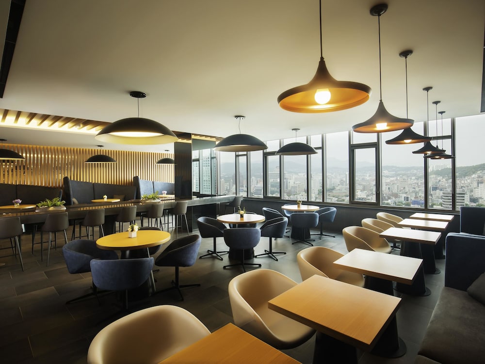 NOVOTEL AMBASSADOR SEOUL DONGDAEMUN HOTELS AND RESIDENCES