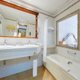 BOUTIQUE HOTEL LA MORALEJA