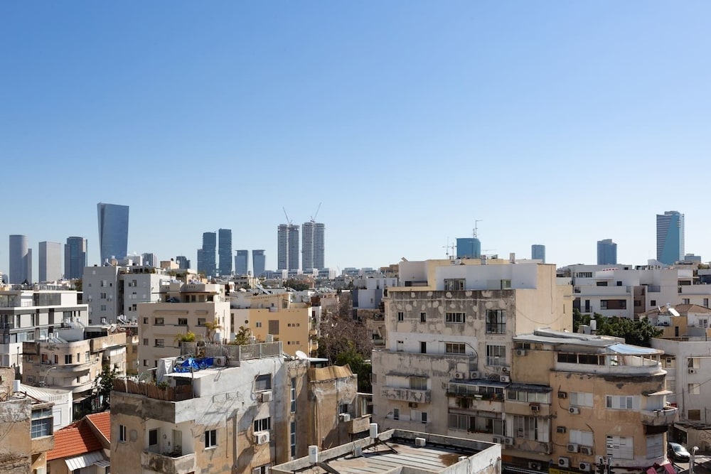 SPACIOUS 4BR HEART OF TEL AVIV HOLYGUEST
