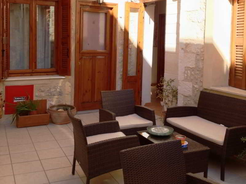 BARBARA STUDIOS