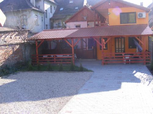 CASA SOARE