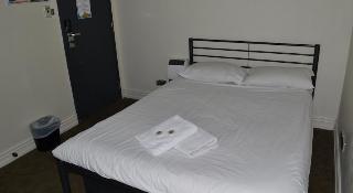 NOMADS AUCKLAND BACKPACKERS