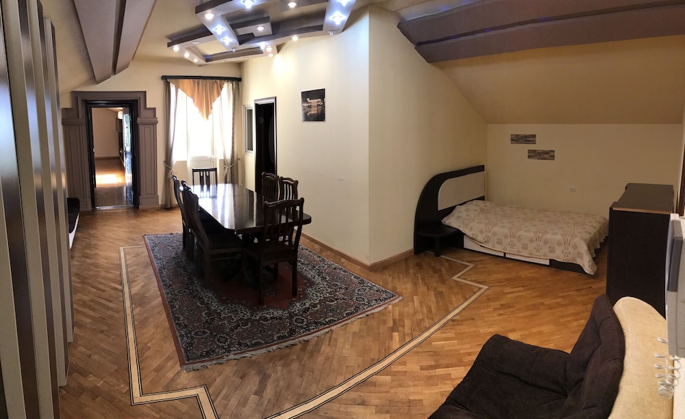 TATEV APARTMENTS