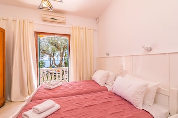 VALLIAS SEAVIEW APARTMENTS