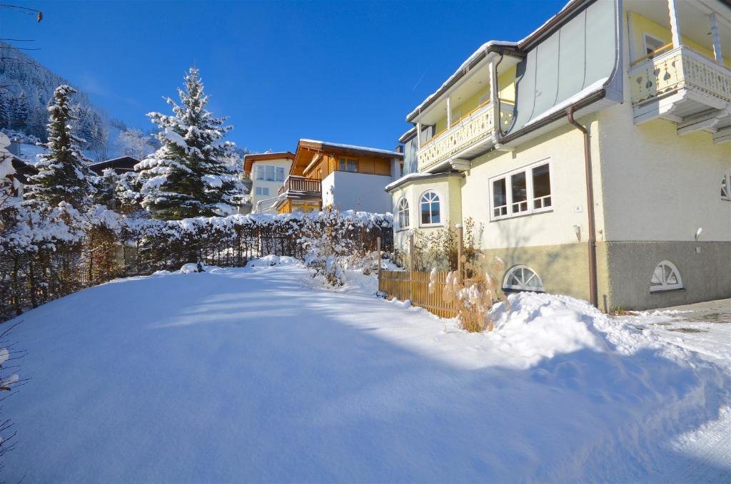 VILLA SKILIFT-SEEBLICK BY ALPEN APARTMENTS
